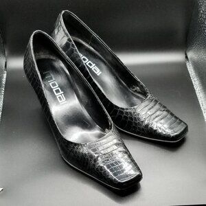 Moda Spana - "Victory" Black Snake Pumps